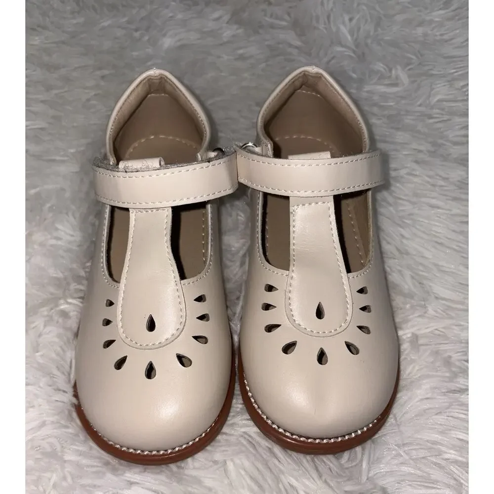 Felix & Flora Toddler Girl 9 Ivory Classic Buckle Shoes. Exc. Condition, Ador